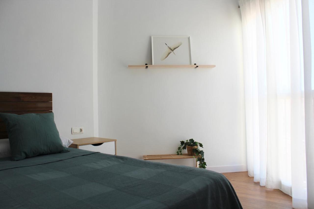 Beautiful Brand New 2 Bedroom Flat With Terrace Малага Экстерьер фото